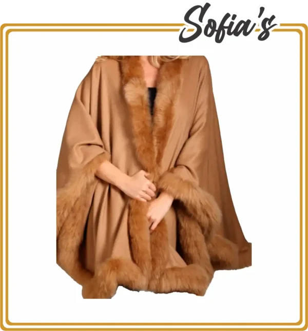 Cape in Alpaca Wool and Alpaca Fur
